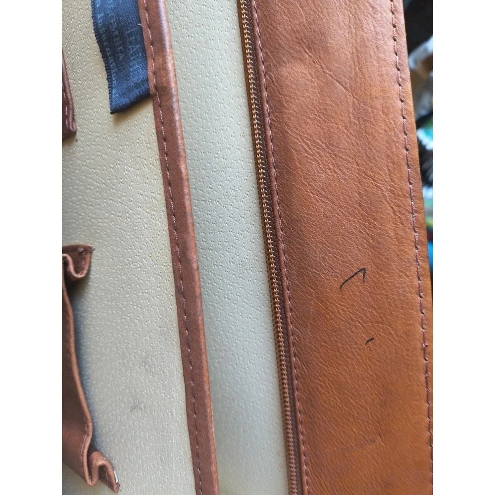Vintage 1980s Shi Shaun International Tan Leather Case 5